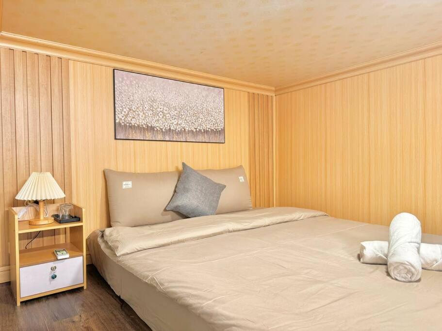 The Little Home - Hà Trung - 3 Bedroom - Hidden Gem - Balcony - Hoan Kiem lake