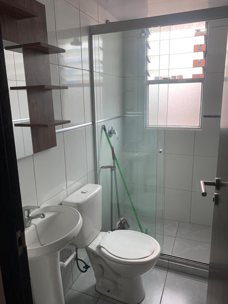 Ambiente equipado y amoblado en zona norte