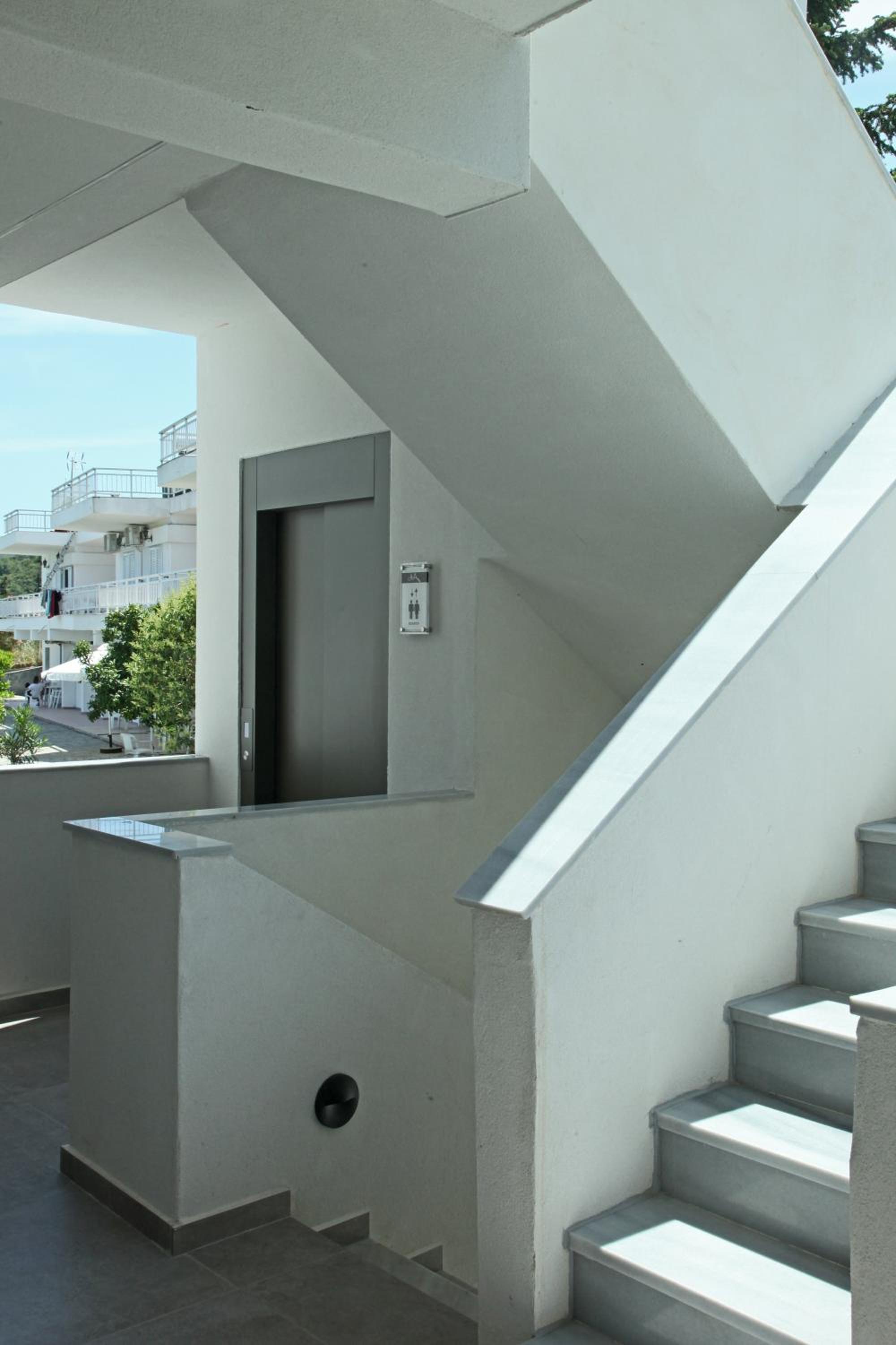 Malka Premium Suites