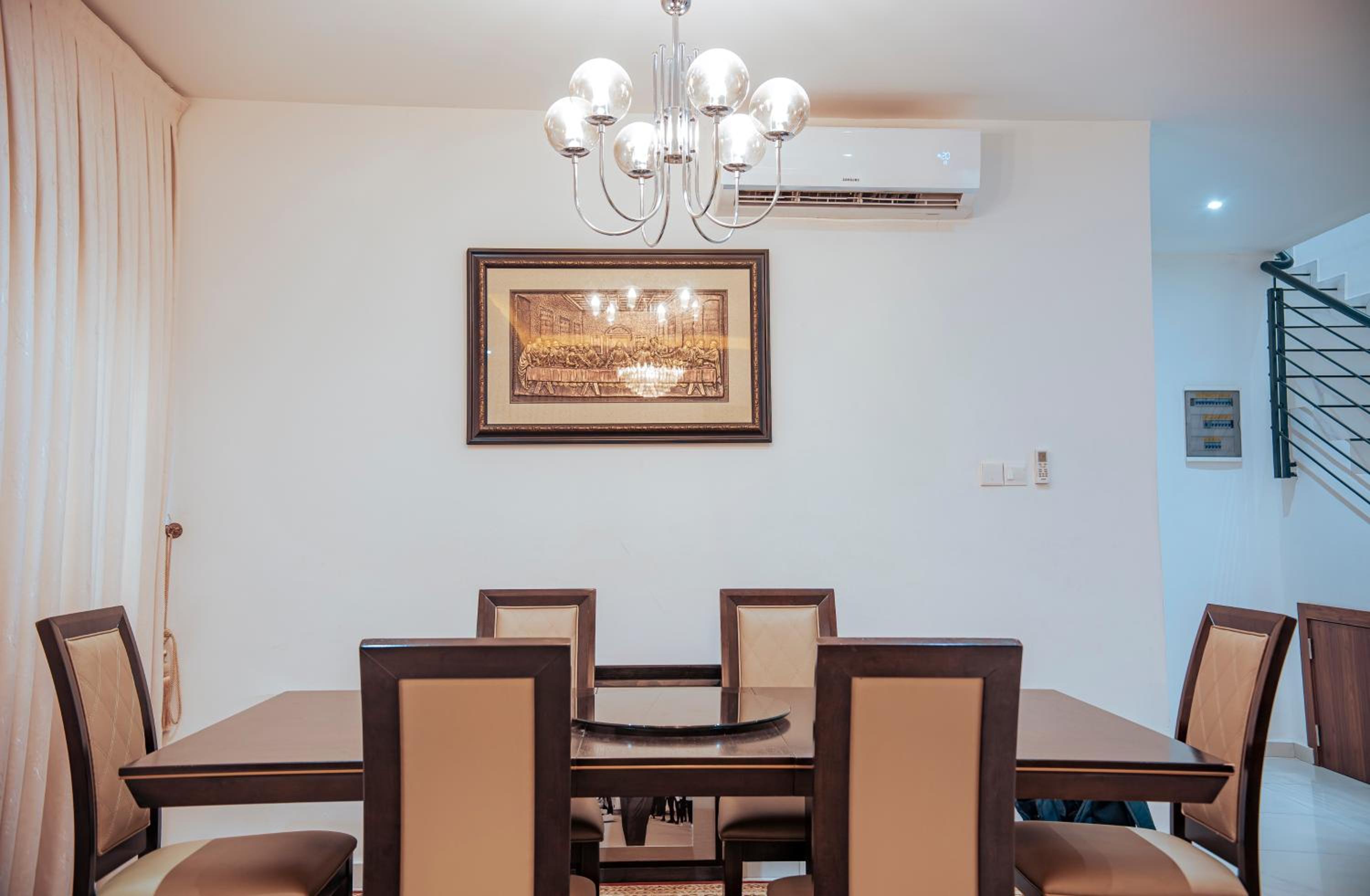 Stunning 4-Bdroom House for rent in East Legon