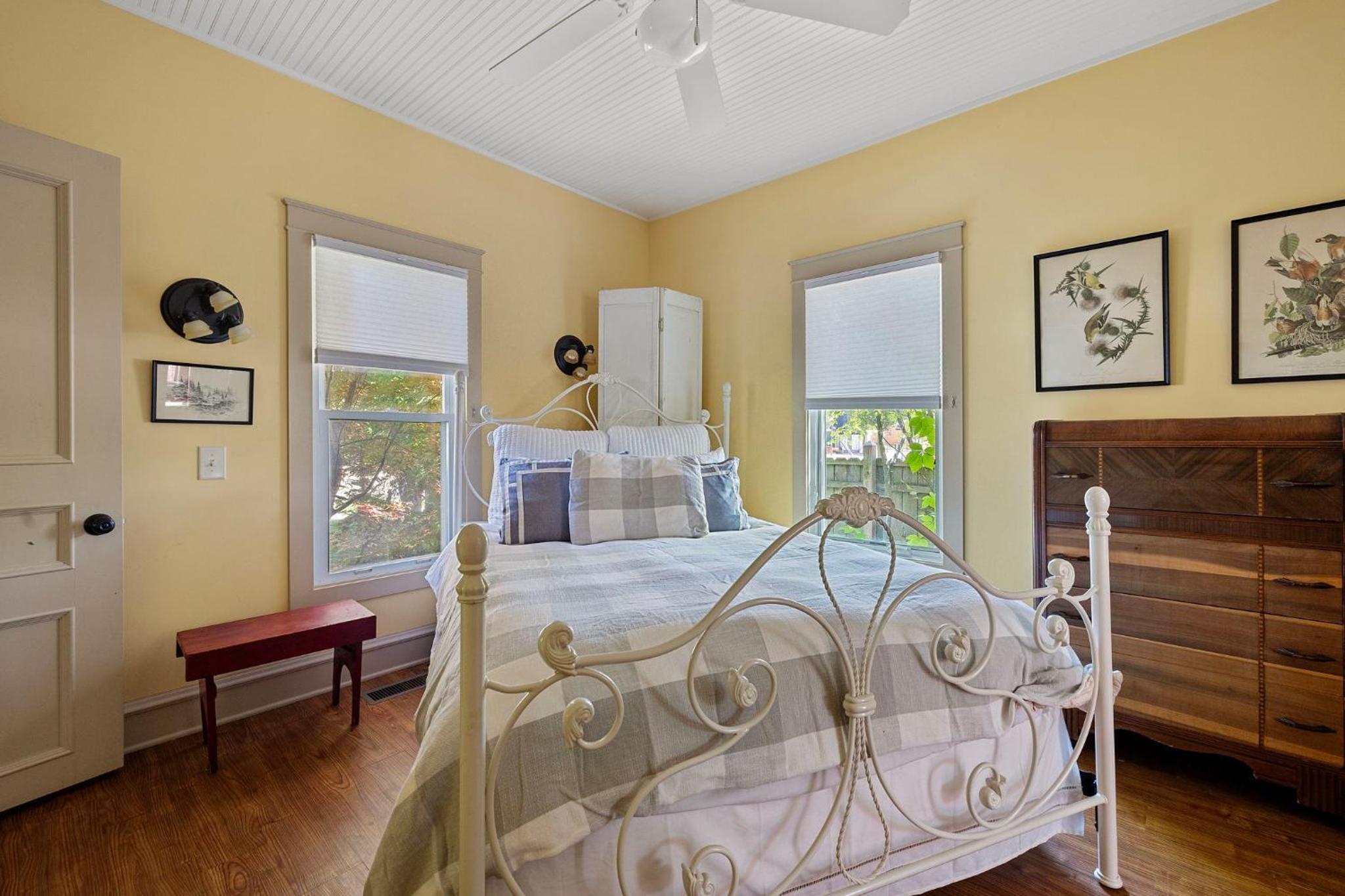 The Fourth Oak by Juniper Holiday + Home view 2