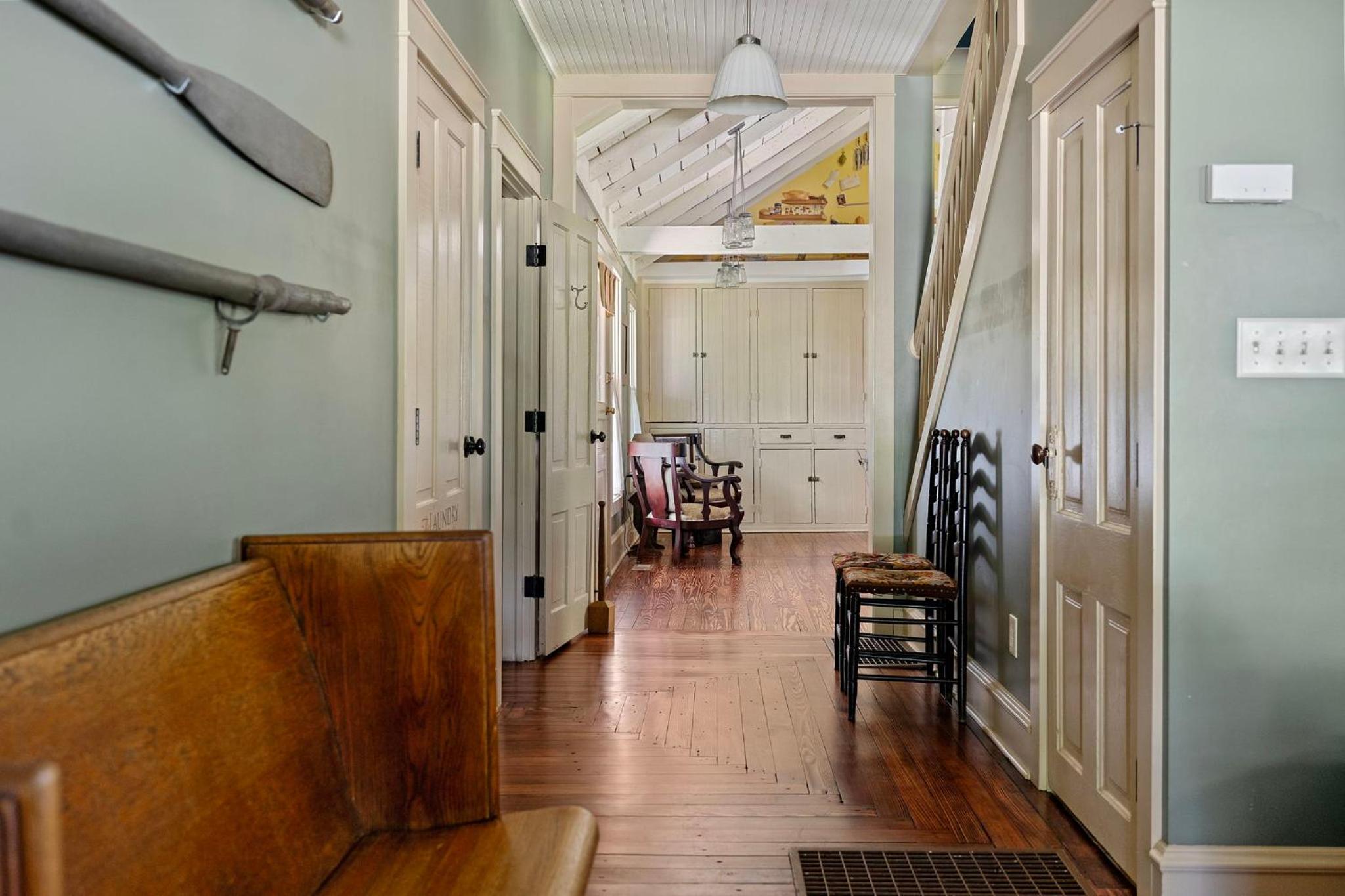 The Fourth Oak by Juniper Holiday + Home view 4