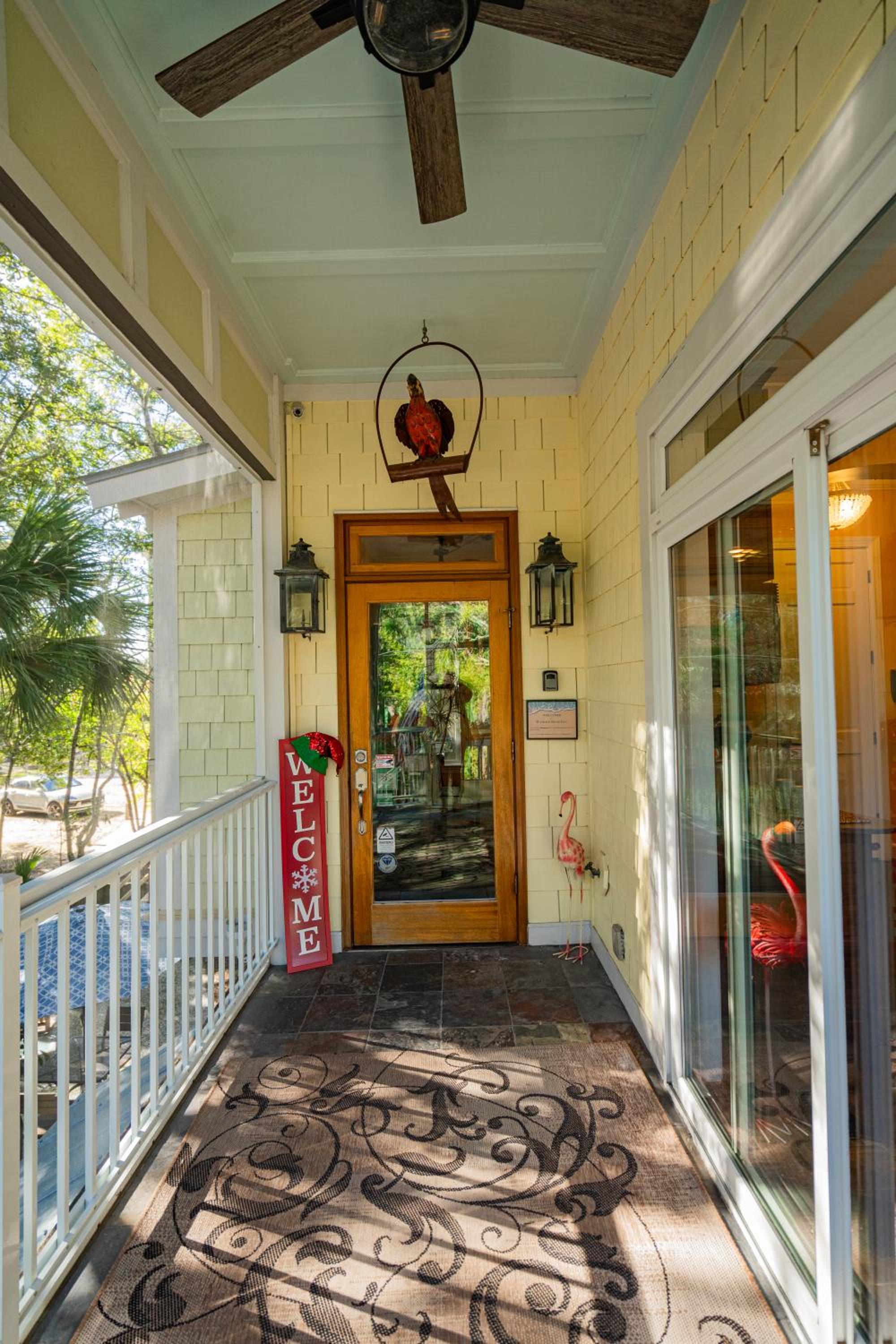 Water's Edge Inn - Adults Only
