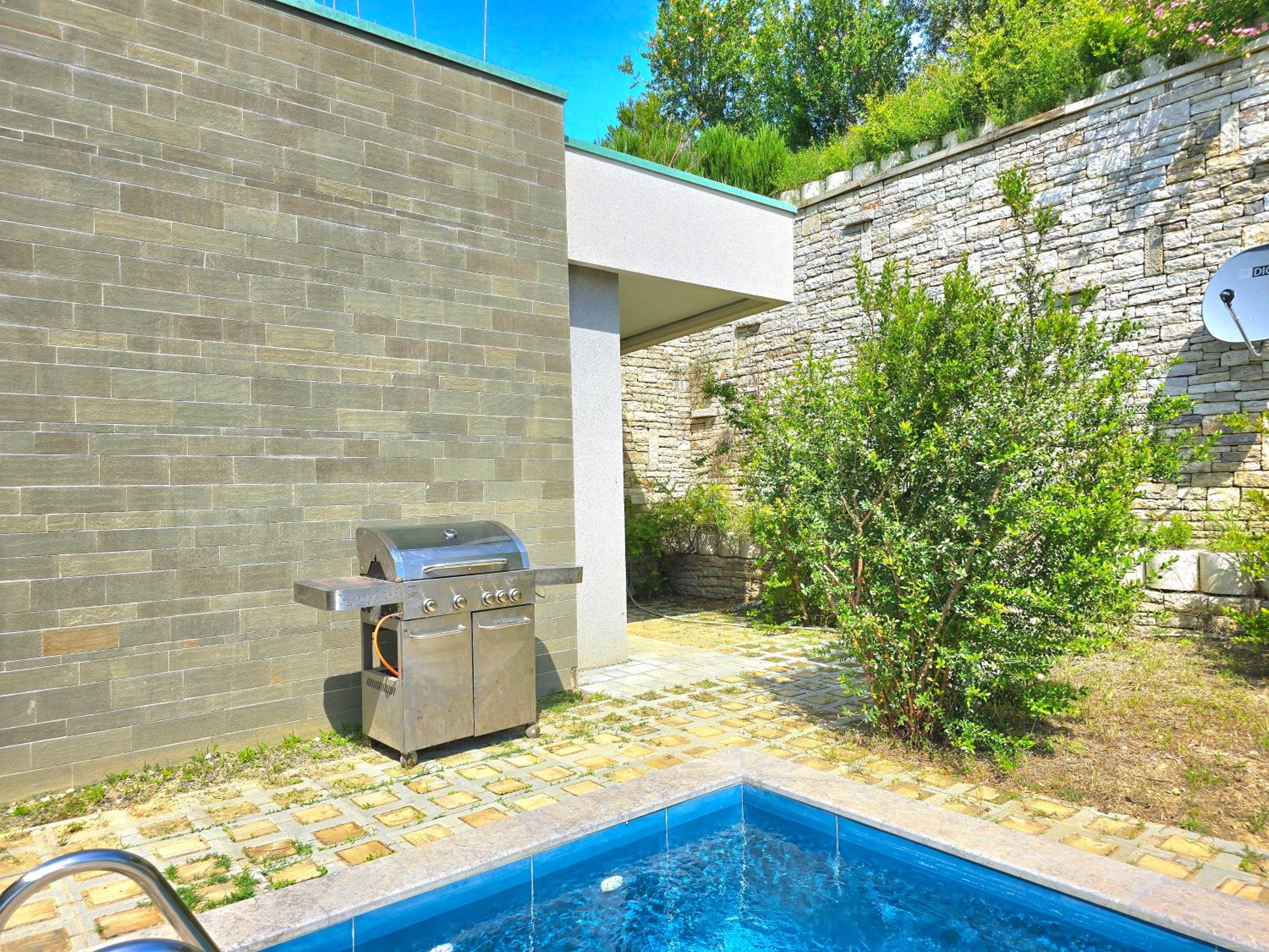 Sea View Villas With Pool