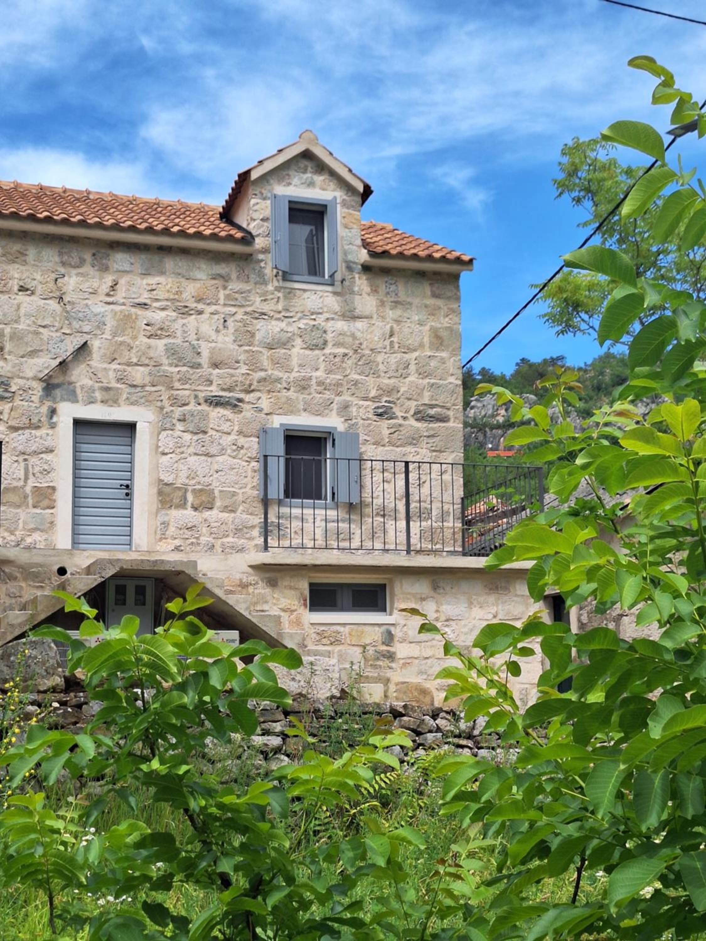 Stone house Gazda