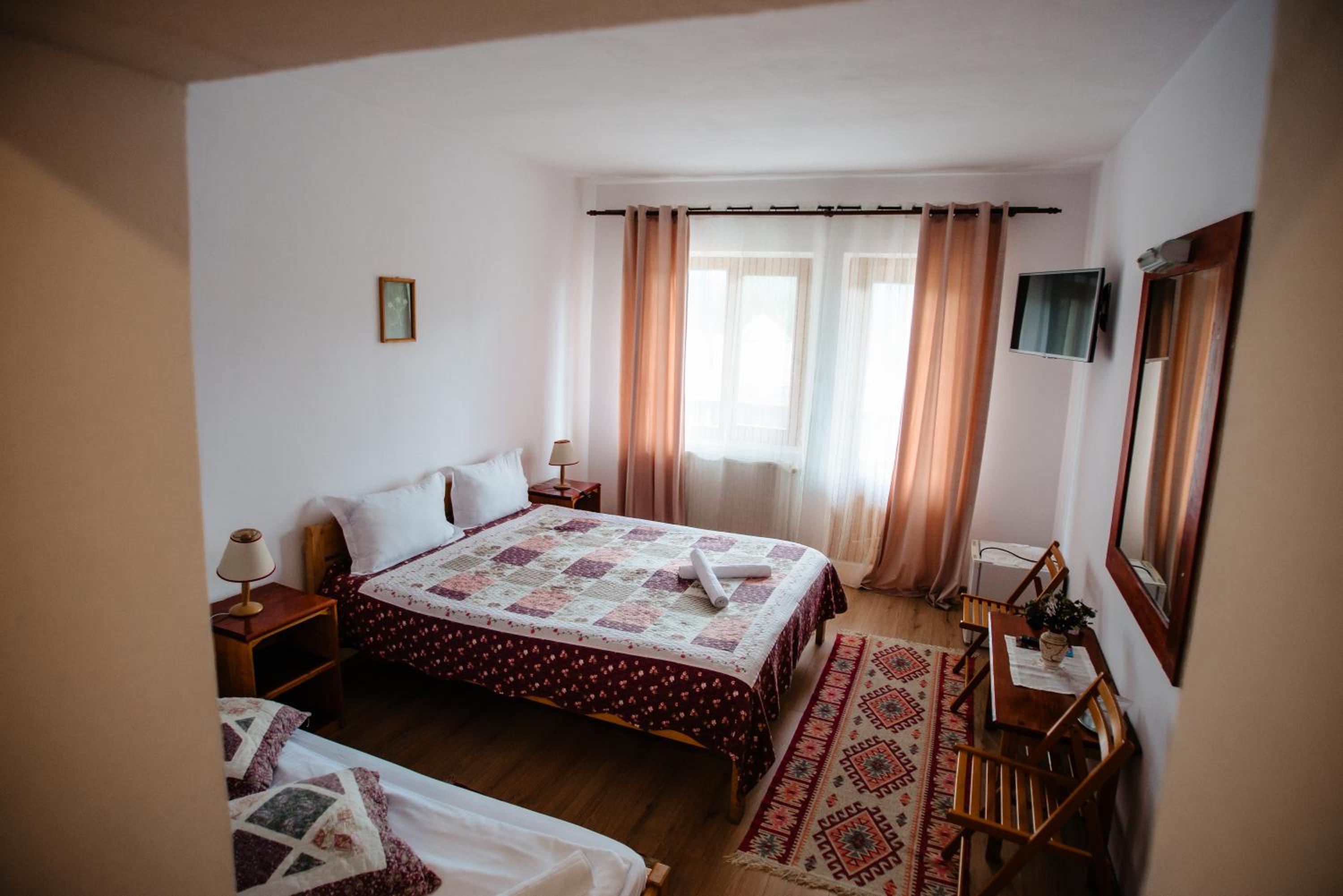 Photo 48