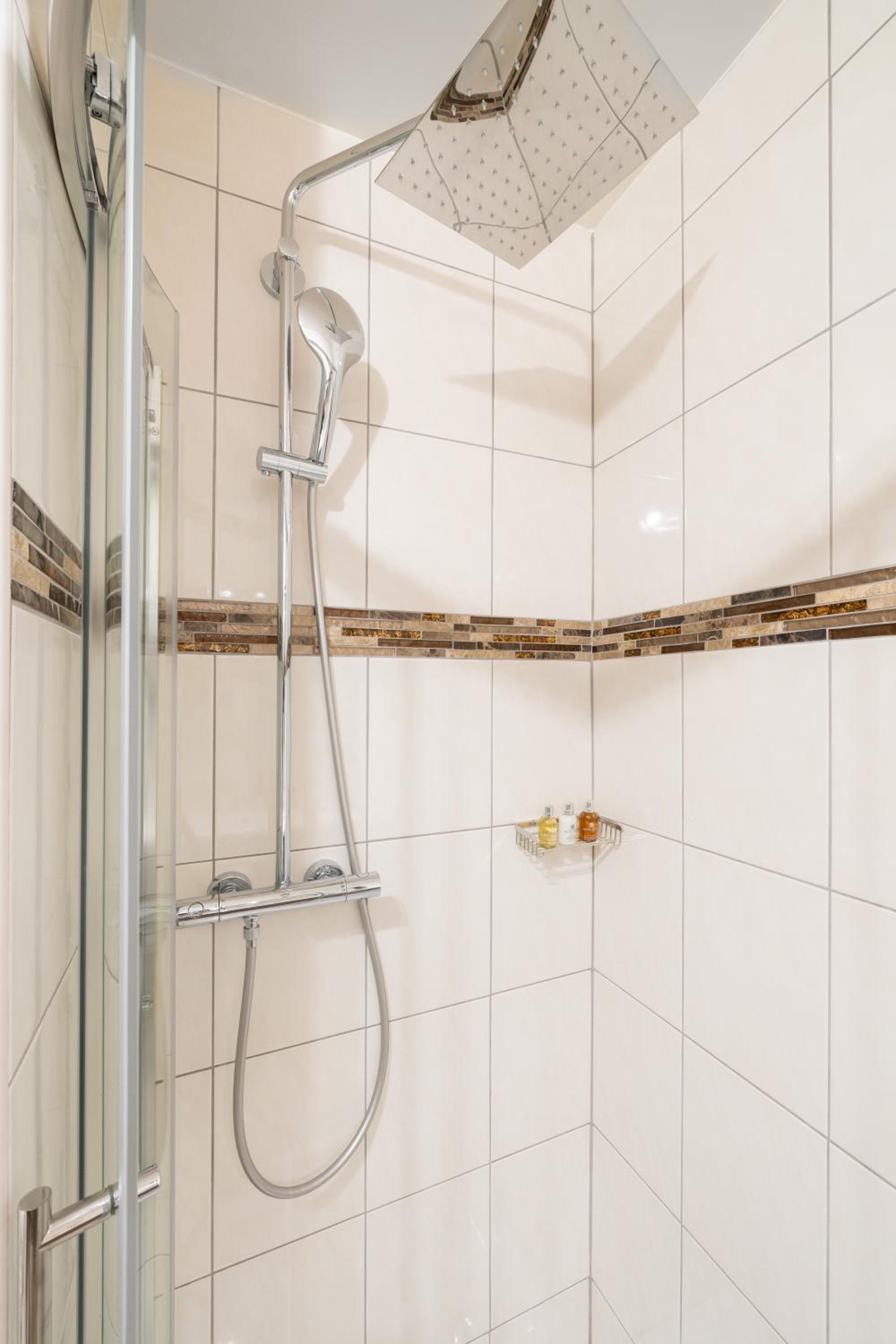 Montreux Four Bedroom Penthouse by Swiss Hotel Apartments