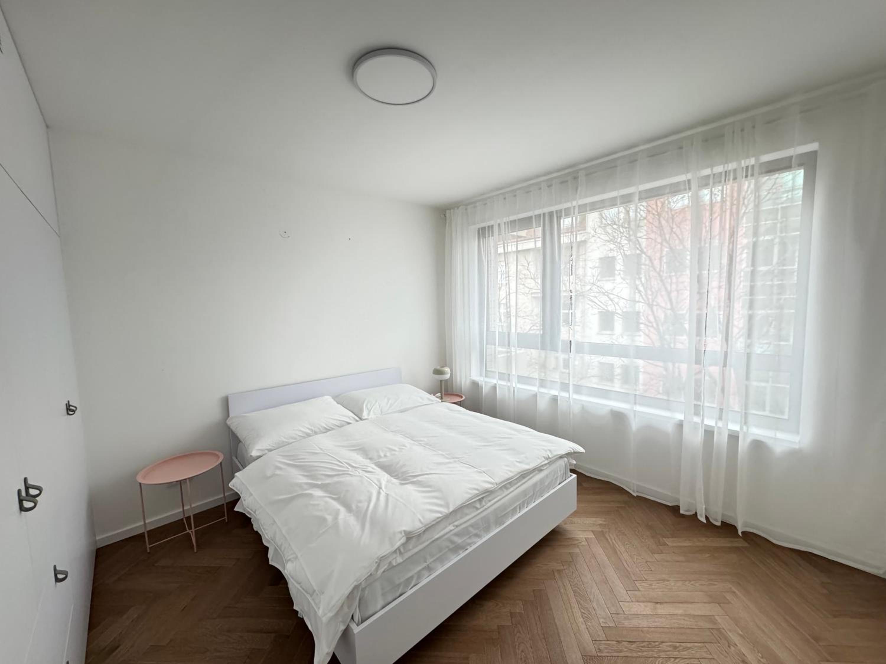 Aurora Apartments