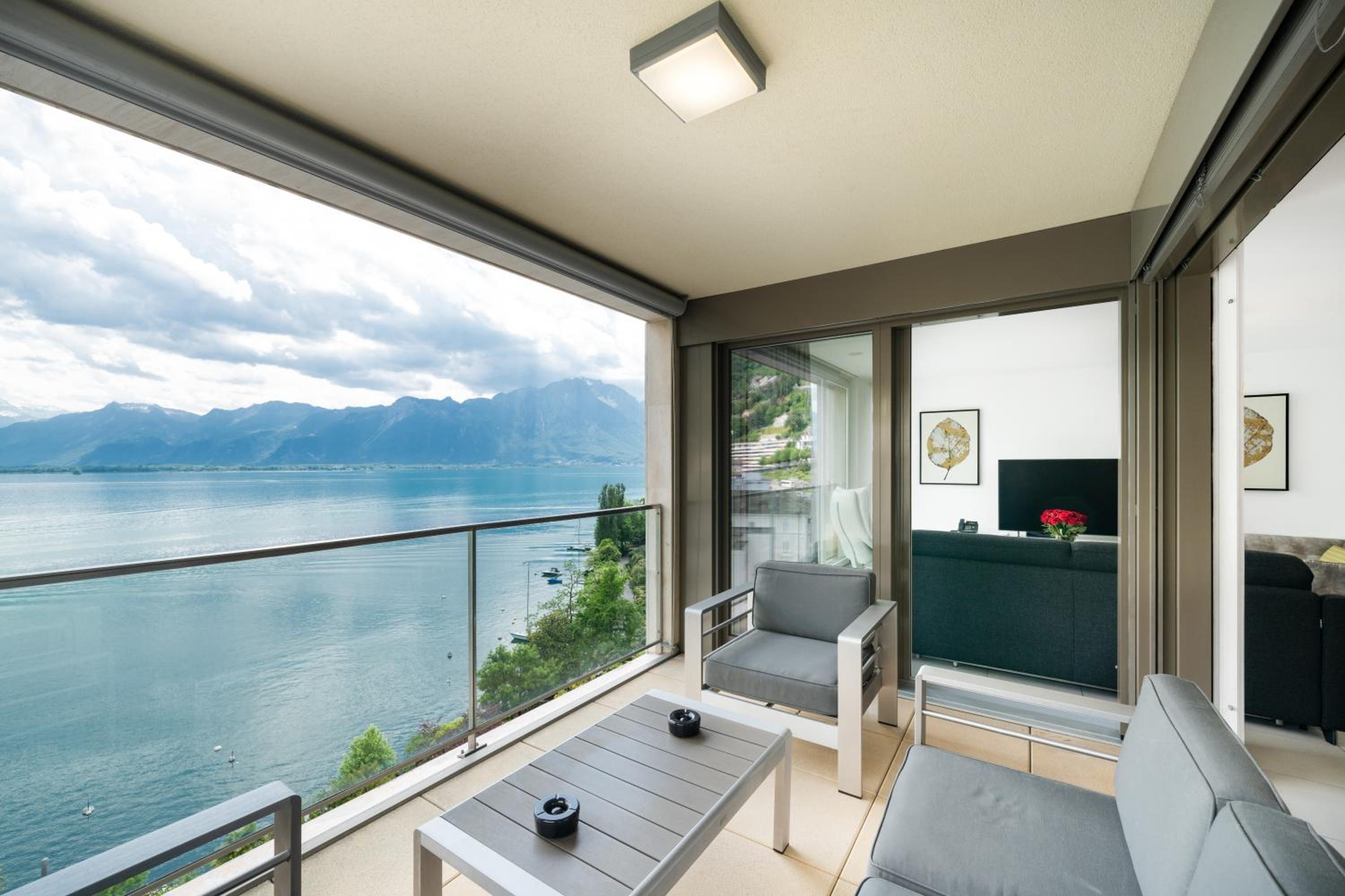 Montreux Lake View Apartments and Spa - Swiss Hotel Apartments