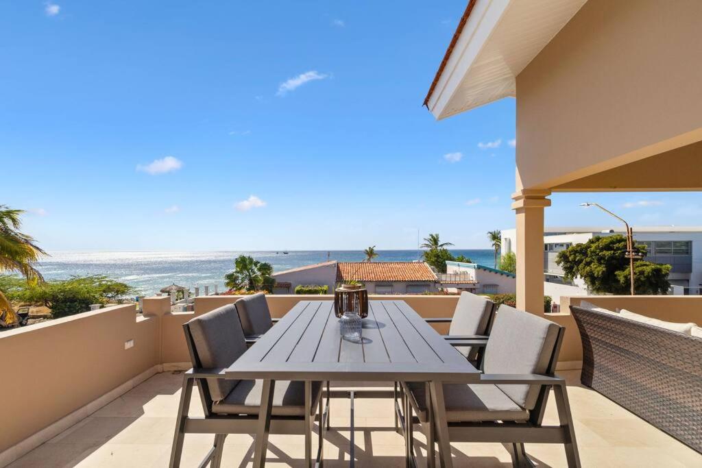 Bocobay Catalina Beach House