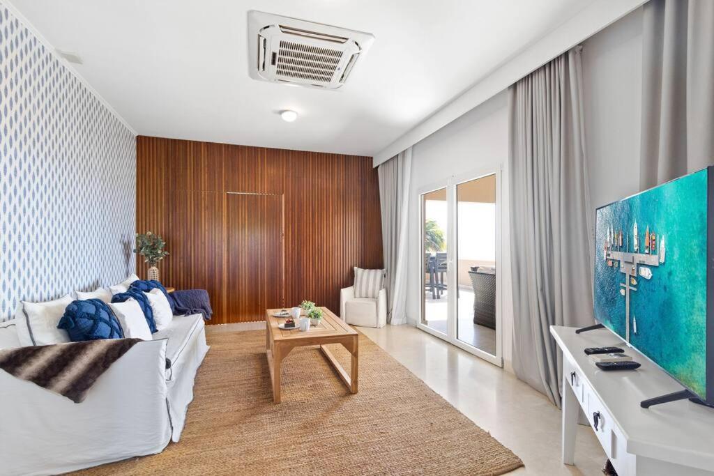 Bocobay Catalina Beach House