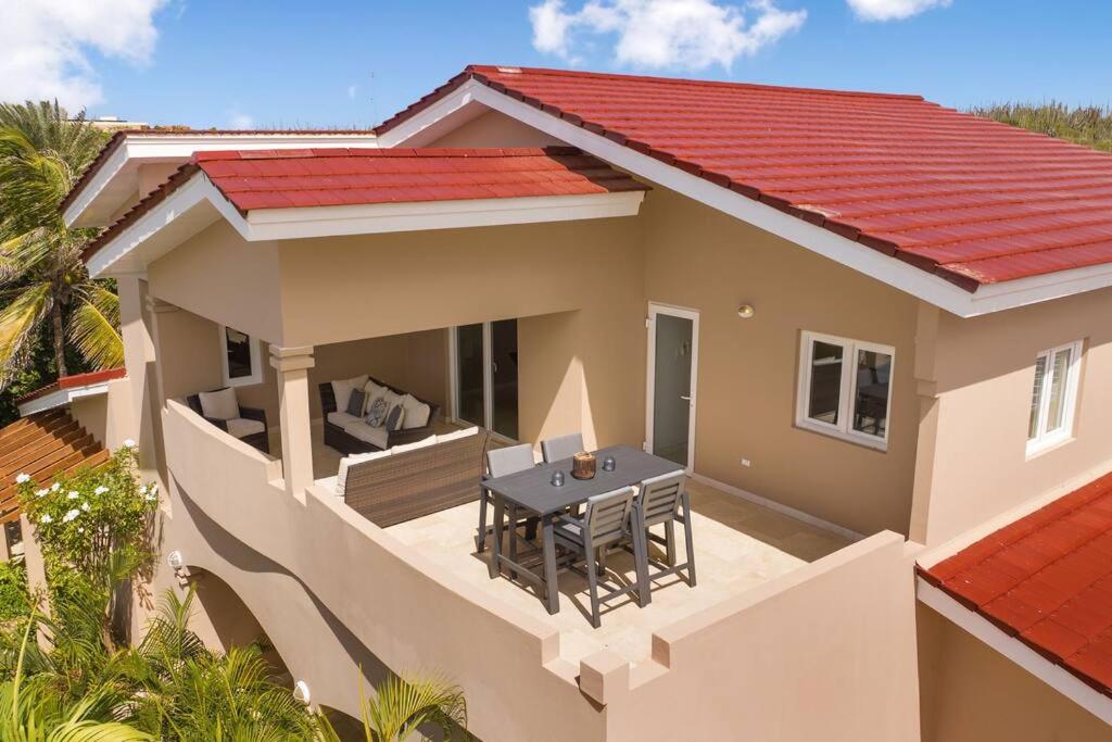 Bocobay Catalina Beach House