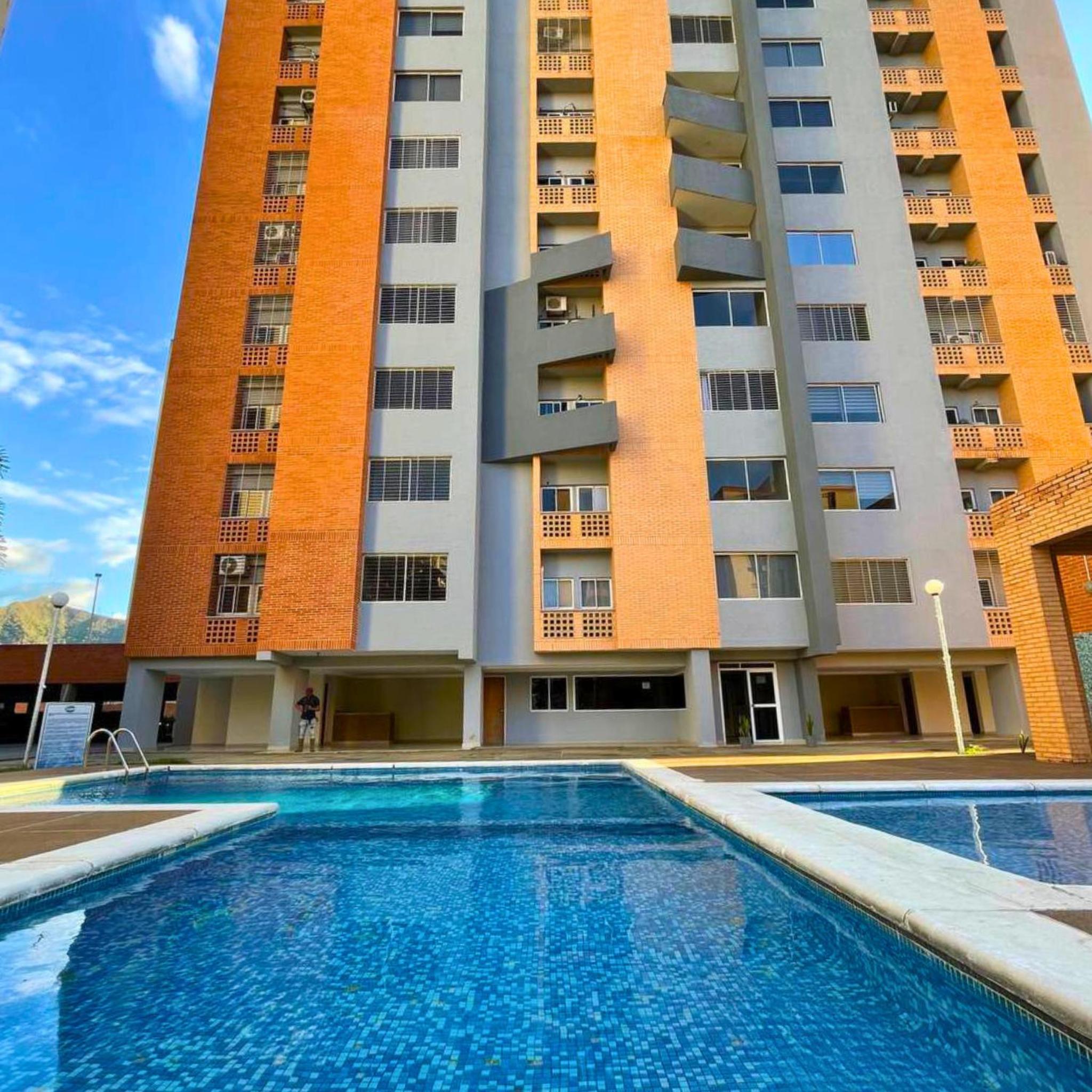 Apartamento Ejecutivo Valencia Excelente Ubicación