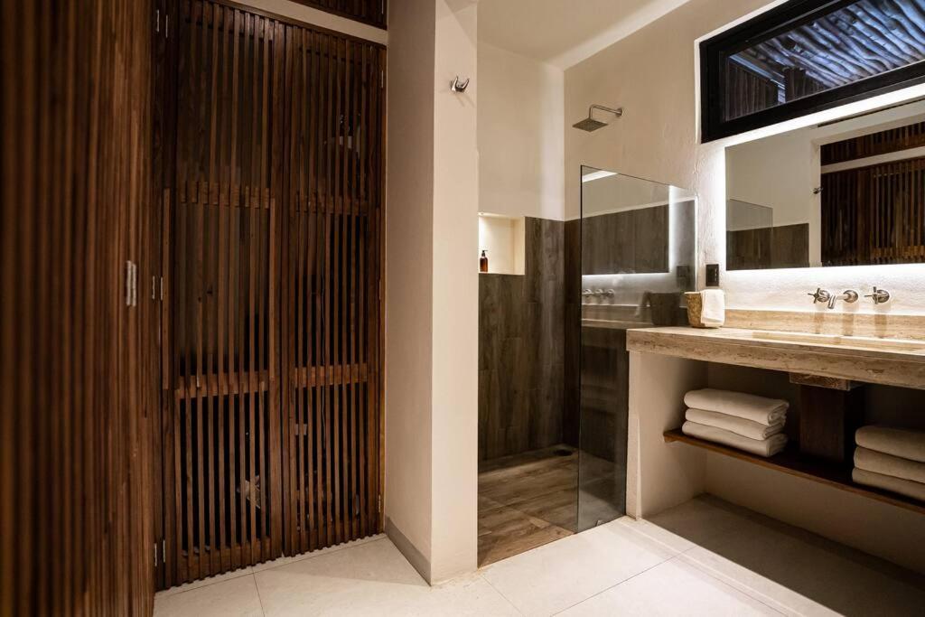 Departamento de lujo jacuzzi privado view 2