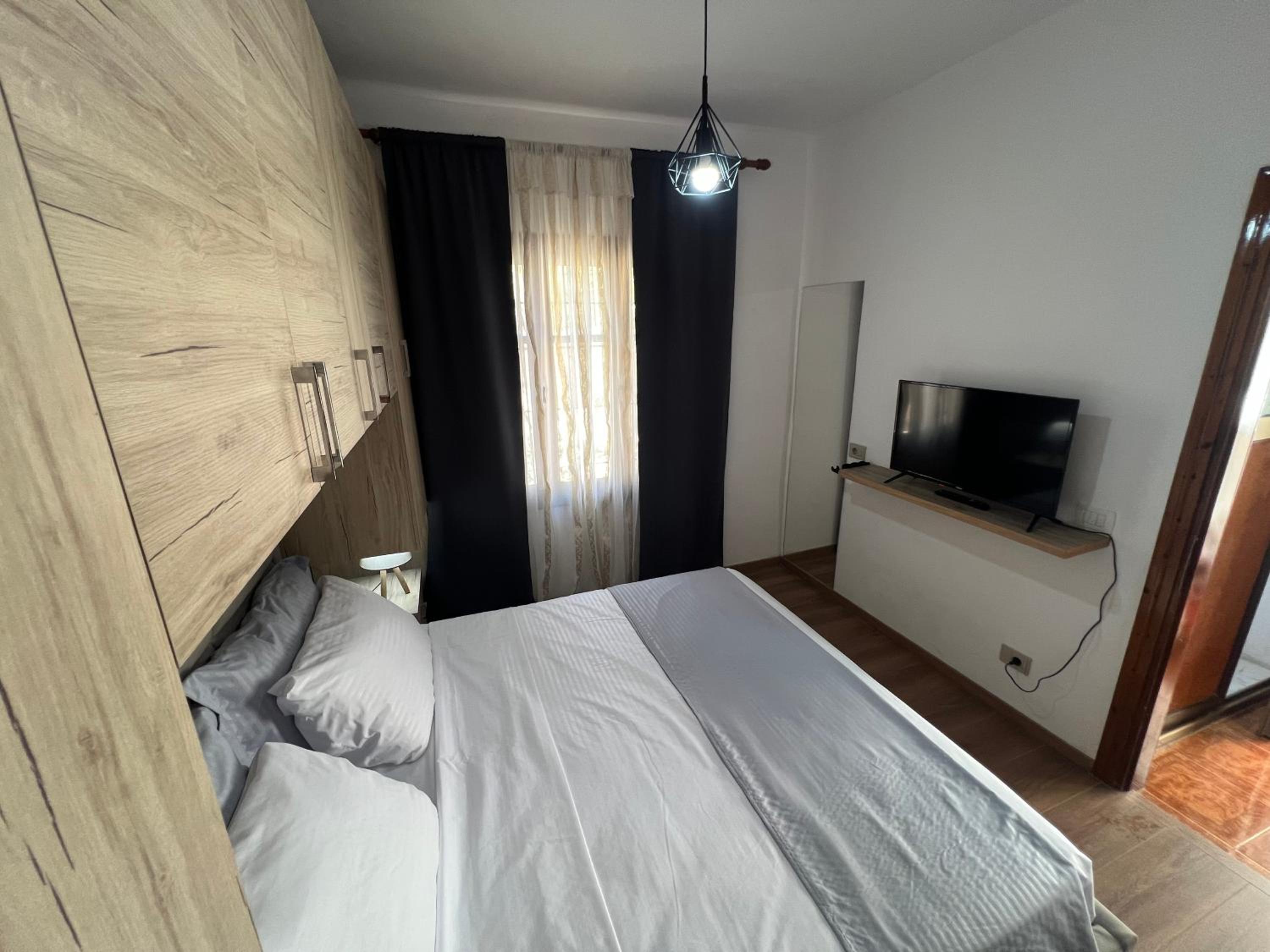 Vlora Guest House