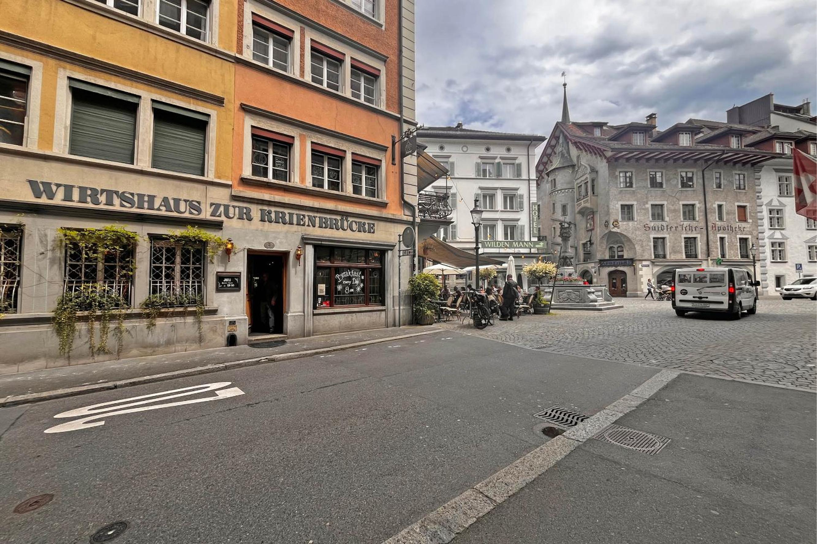 Townhouse Lucerne city I Old town I Mountain