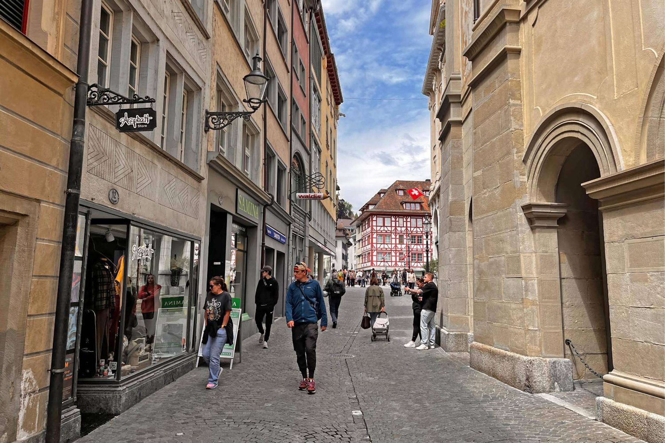 Townhouse Lucerne city I Old town I Mountain