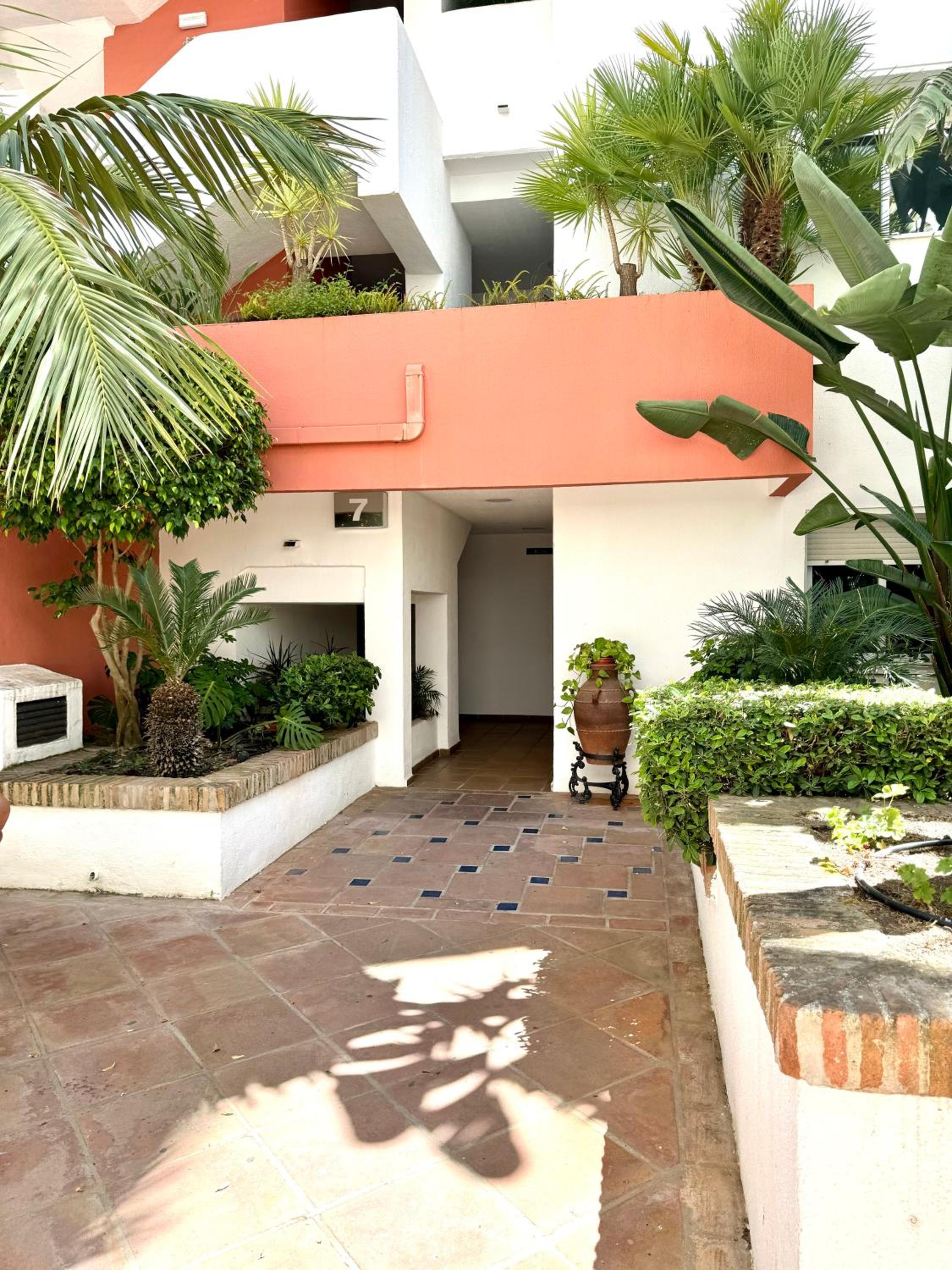 Precioso apartamento en Medina Garden Puerto Banus