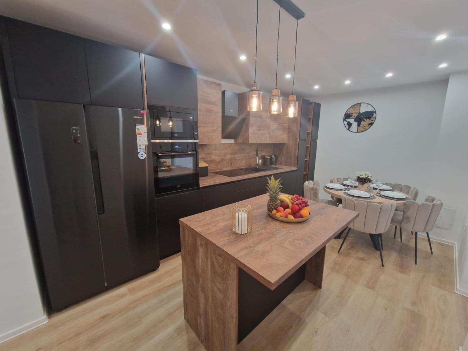 Spacious apartment Bela Vista - by TA Leut Agency