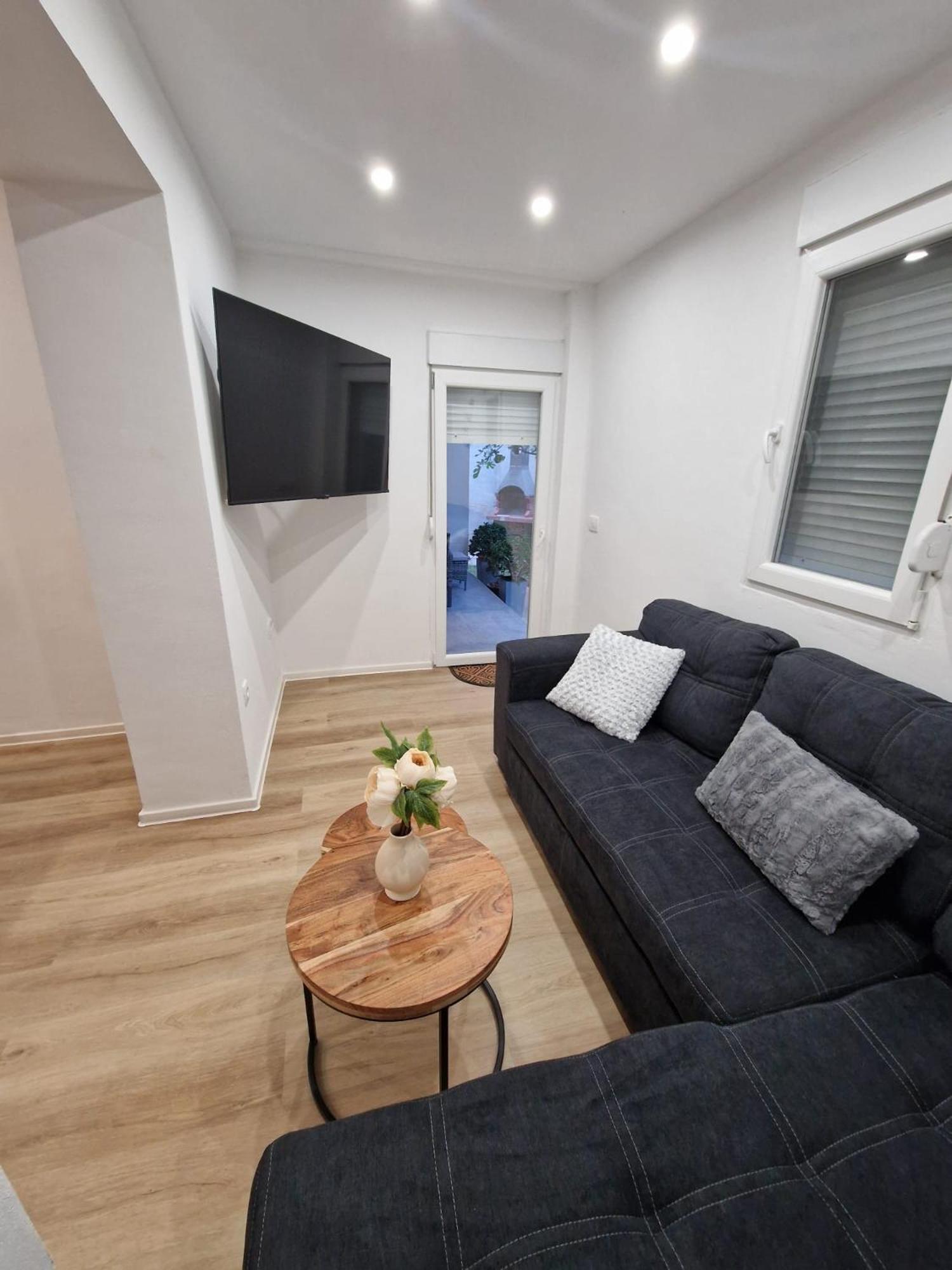 Spacious apartment Bela Vista - by TA Leut Agency