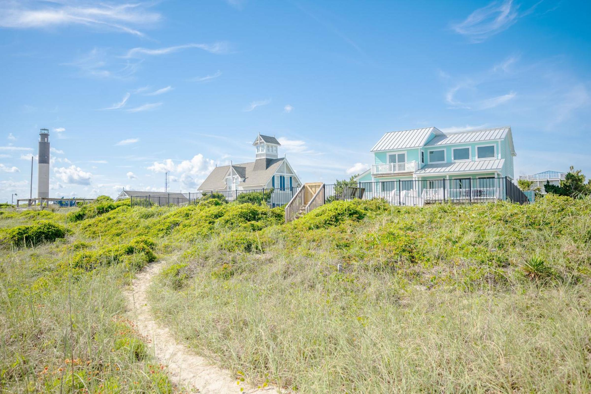 Serenity by the Sea by Oak Island Accommodations