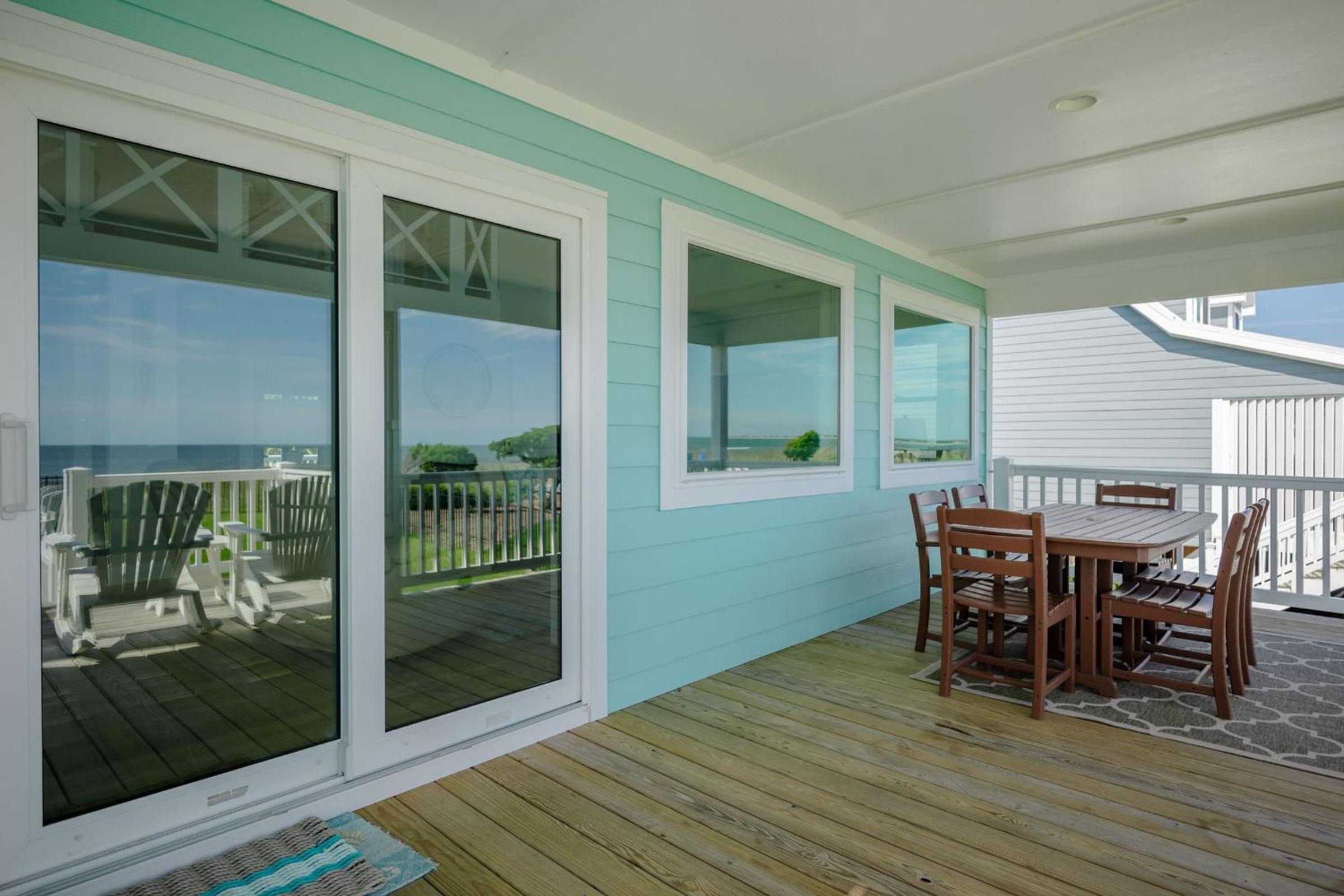 Serenity by the Sea by Oak Island Accommodations