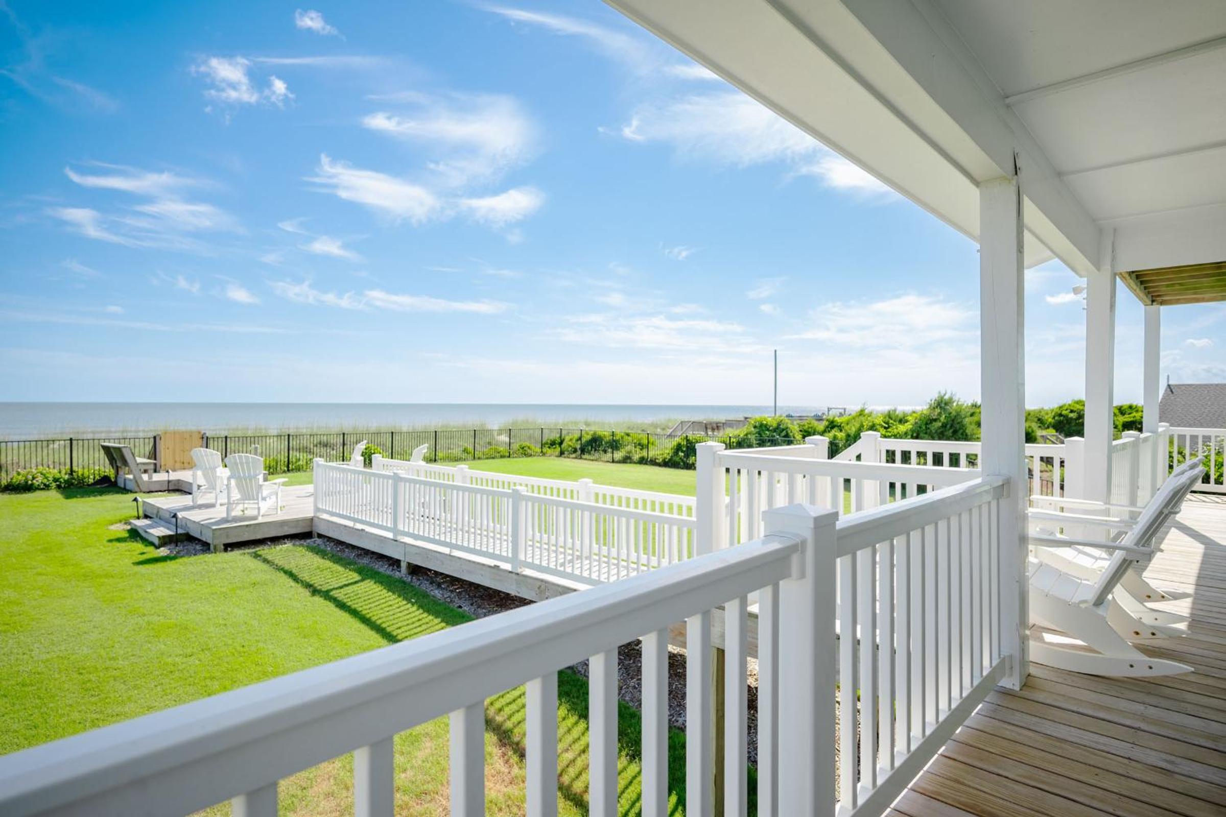 Serenity by the Sea by Oak Island Accommodations