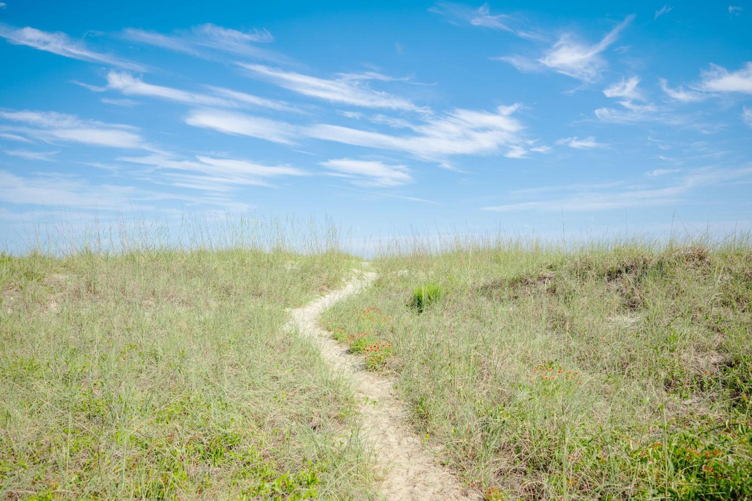 Serenity by the Sea by Oak Island Accommodations
