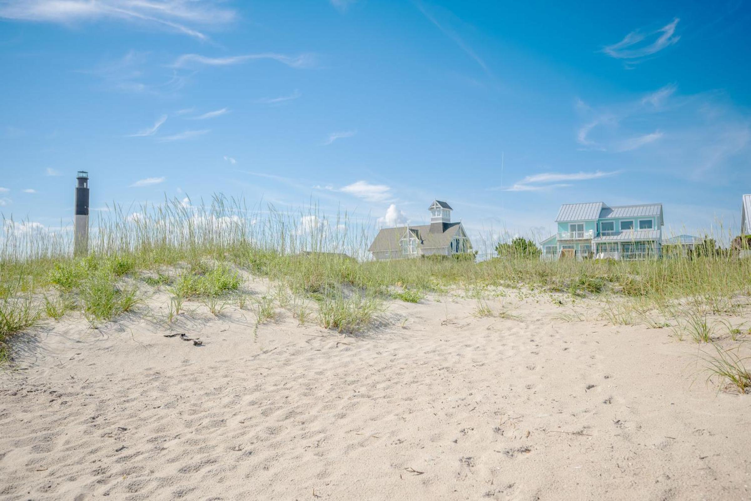 Serenity by the Sea by Oak Island Accommodations
