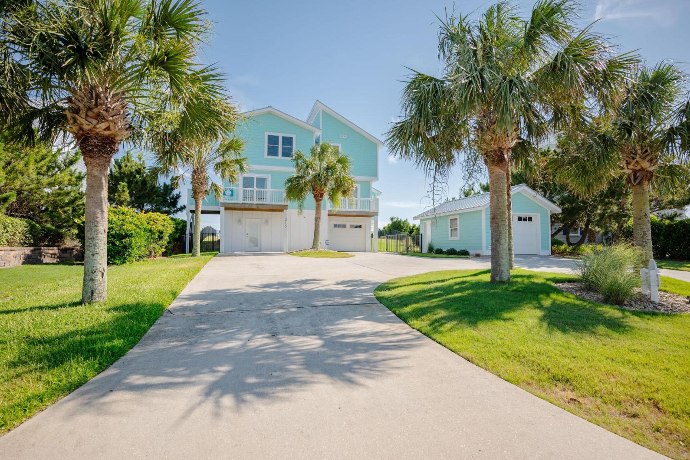 Serenity by the Sea by Oak Island Accommodations