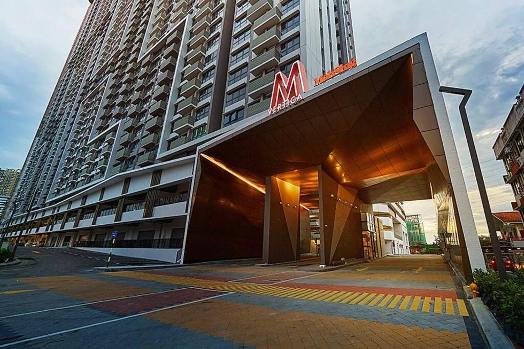 Luxury Spacious 4 Bedroom Suite - Cheras Maluri MRT
