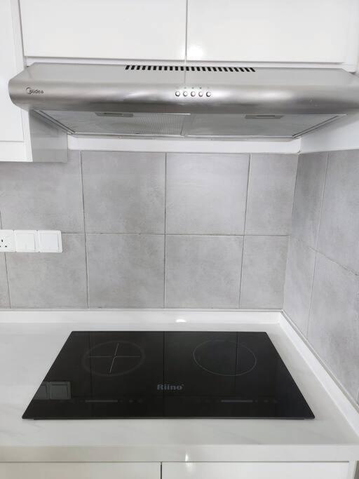 Luxury Spacious 4 Bedroom Suite - Cheras Maluri MRT