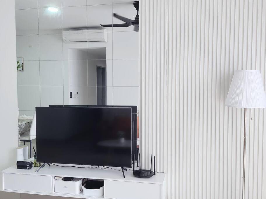 Luxury Spacious 4 Bedroom Suite - Cheras Maluri MRT