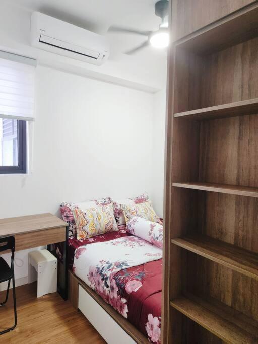 Luxury Spacious 4 Bedroom Suite - Cheras Maluri MRT