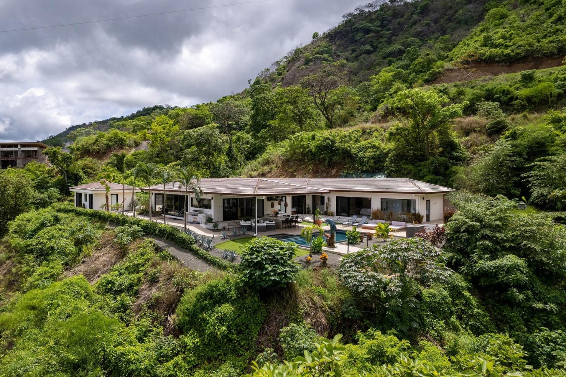 Luxe Tropical Villa with Sparkling Infinity Pool, Panoramic Ocean Views & Community Amenities