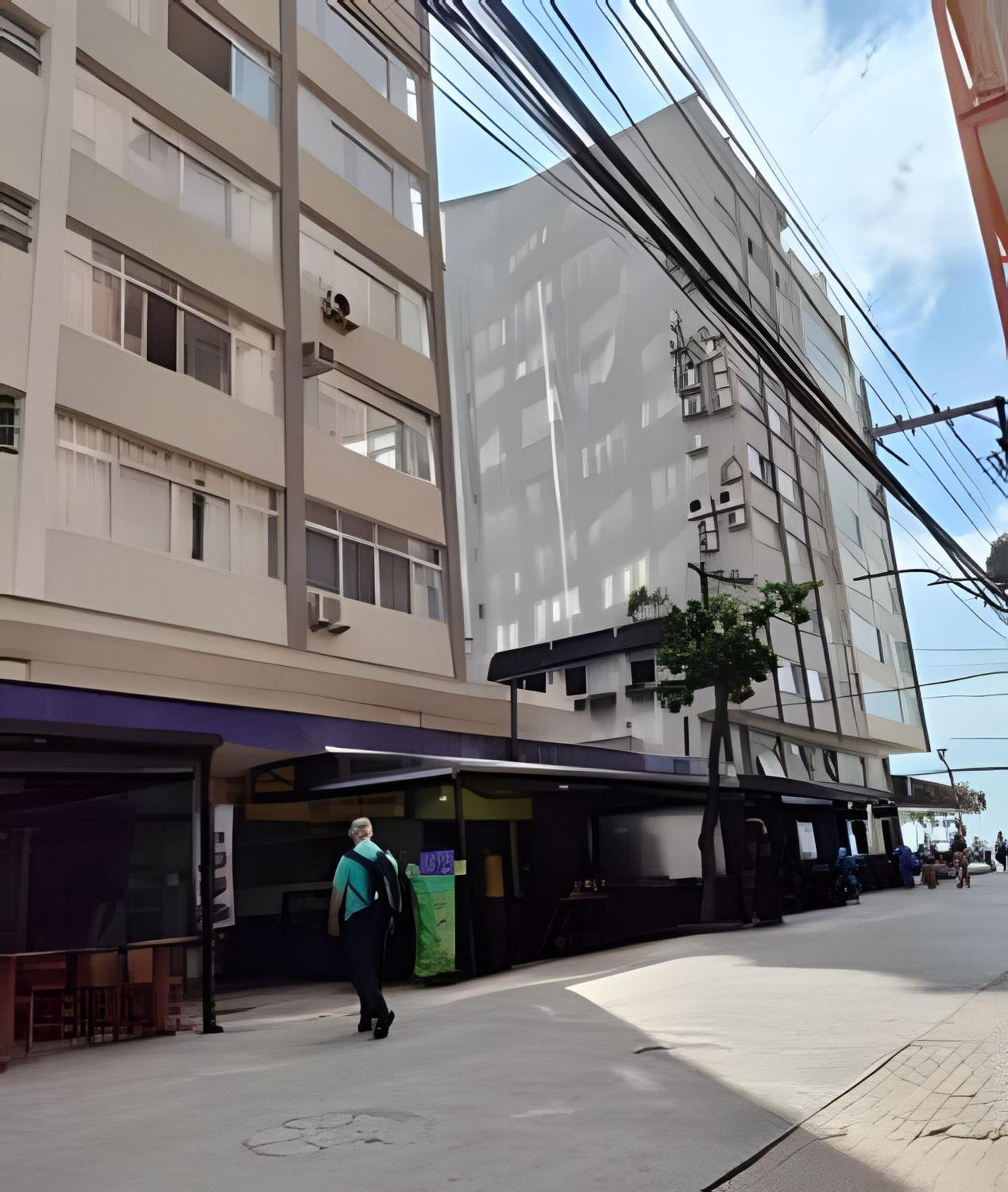 AV CENTRAL - CORAÇÃO DE BALNEÁRIO CAMBORIU! ED IMPERADOR