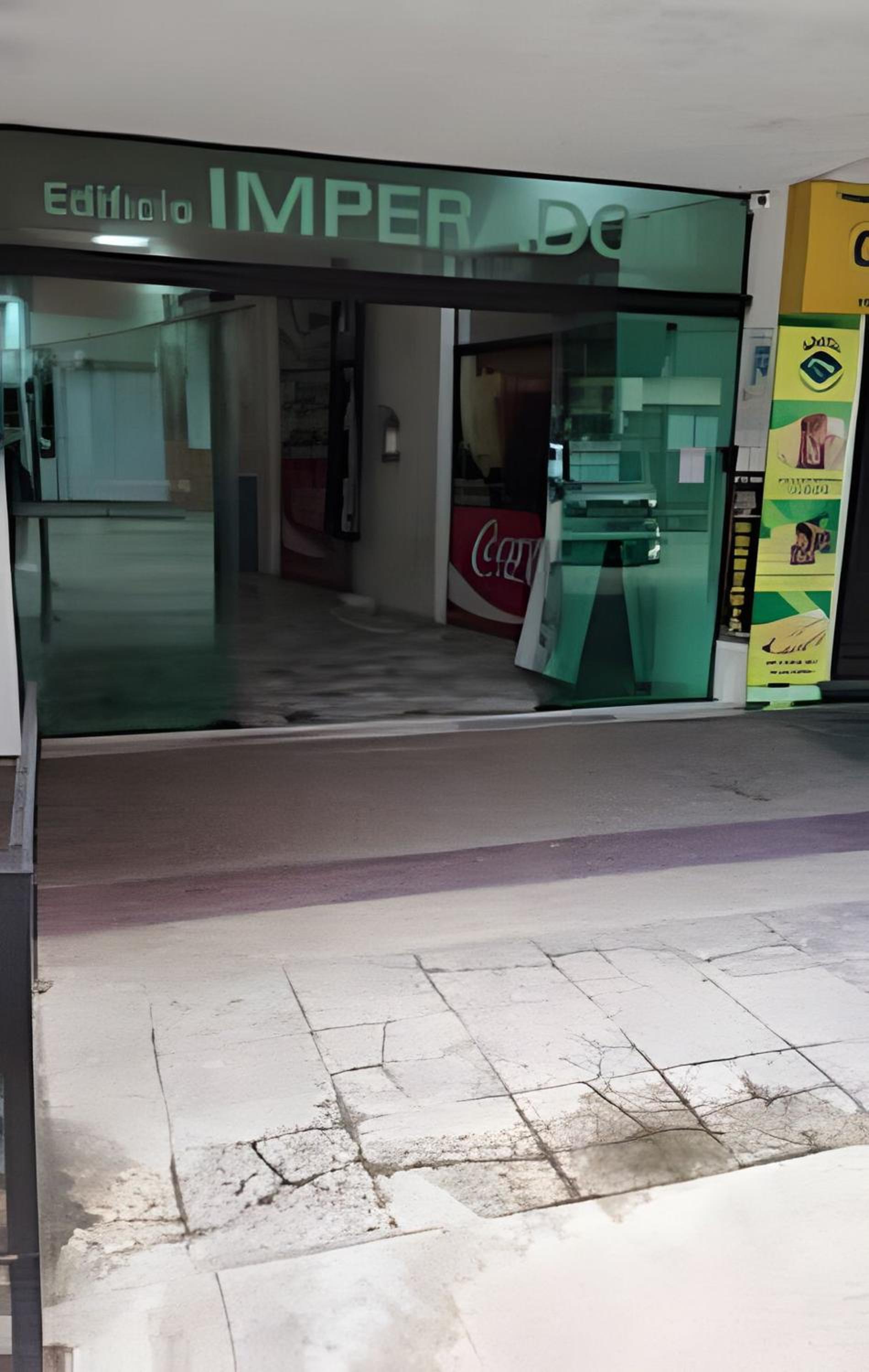 AV CENTRAL - CORAÇÃO DE BALNEÁRIO CAMBORIU! ED IMPERADOR