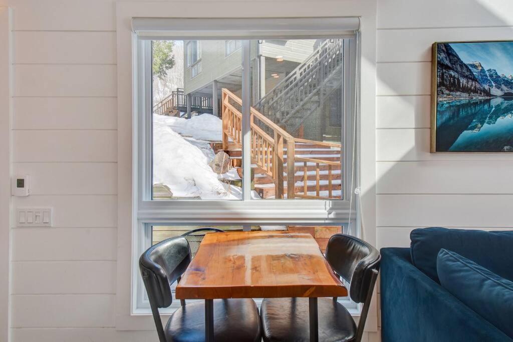 Modern Cottage in the Tremblant Ski Village