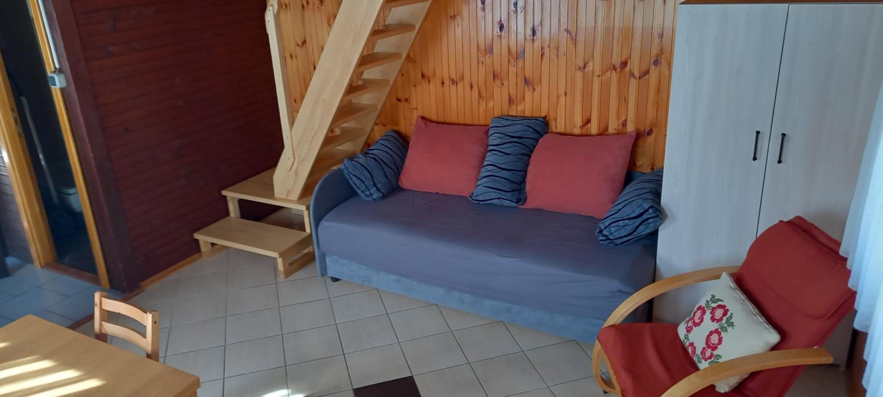 Photo 33
