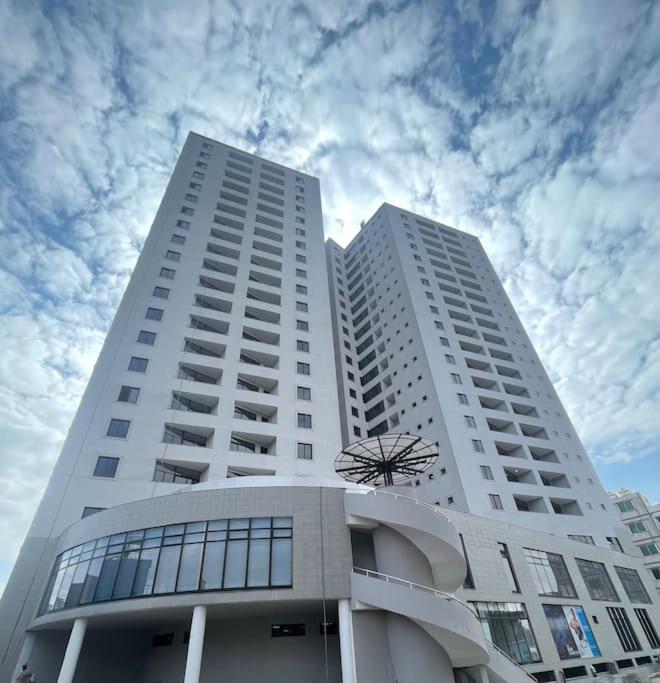 Elegant 2 bedroom Apartment