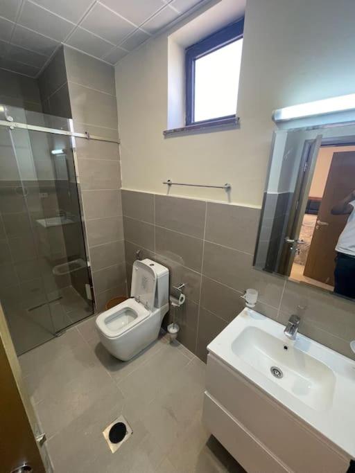 Elegant 2 bedroom Apartment