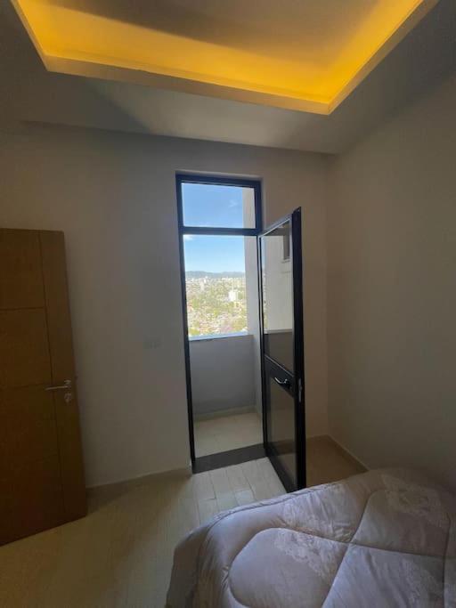 Elegant 2 bedroom Apartment