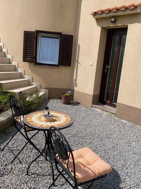 Studio apartment Lu view 4
