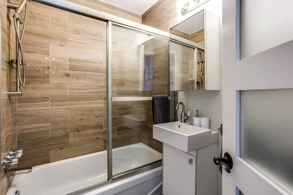 Modern Chalet in the Mont Tremblant Ski Village