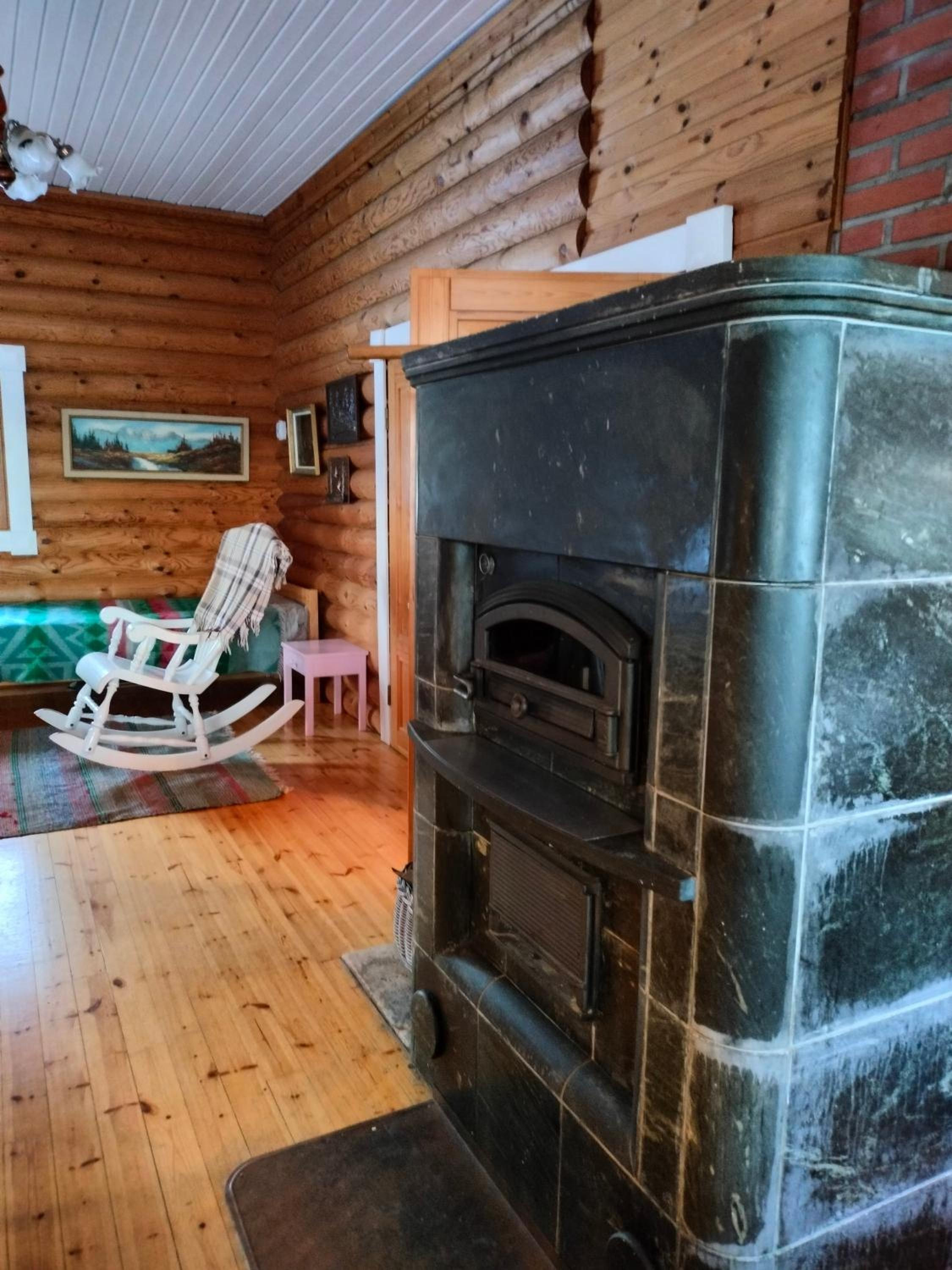 Lomamökki Haapajärven rannalla