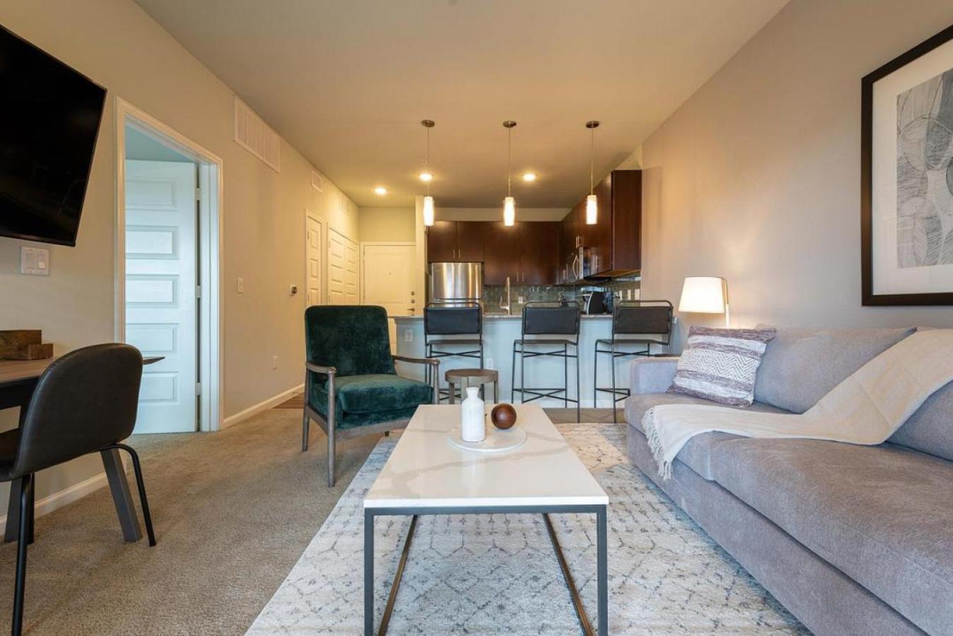 Landing at Bridge at Southpark Meadows - 1 Bedroom in Slaughter Creek view 5