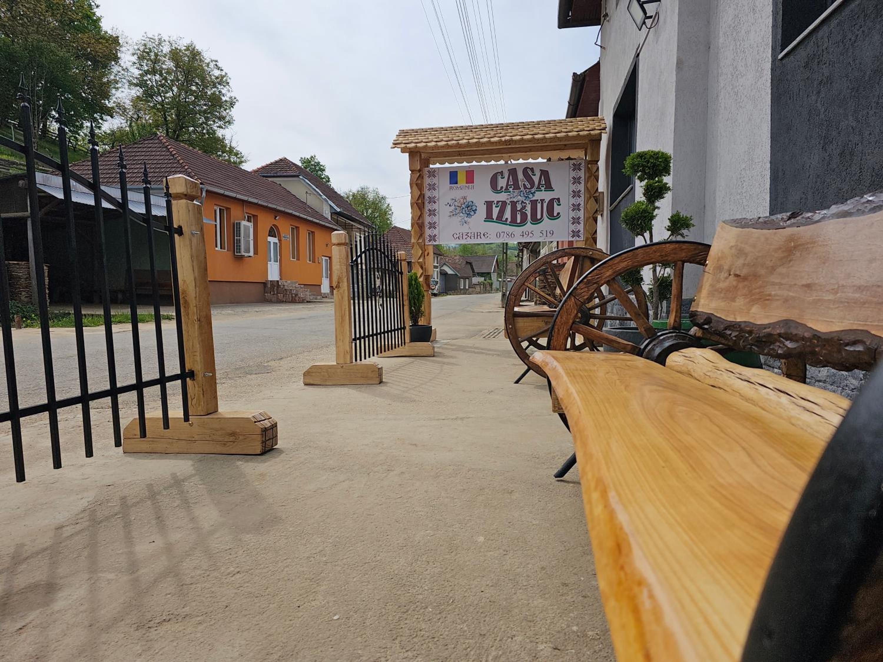 Casa Izbuc