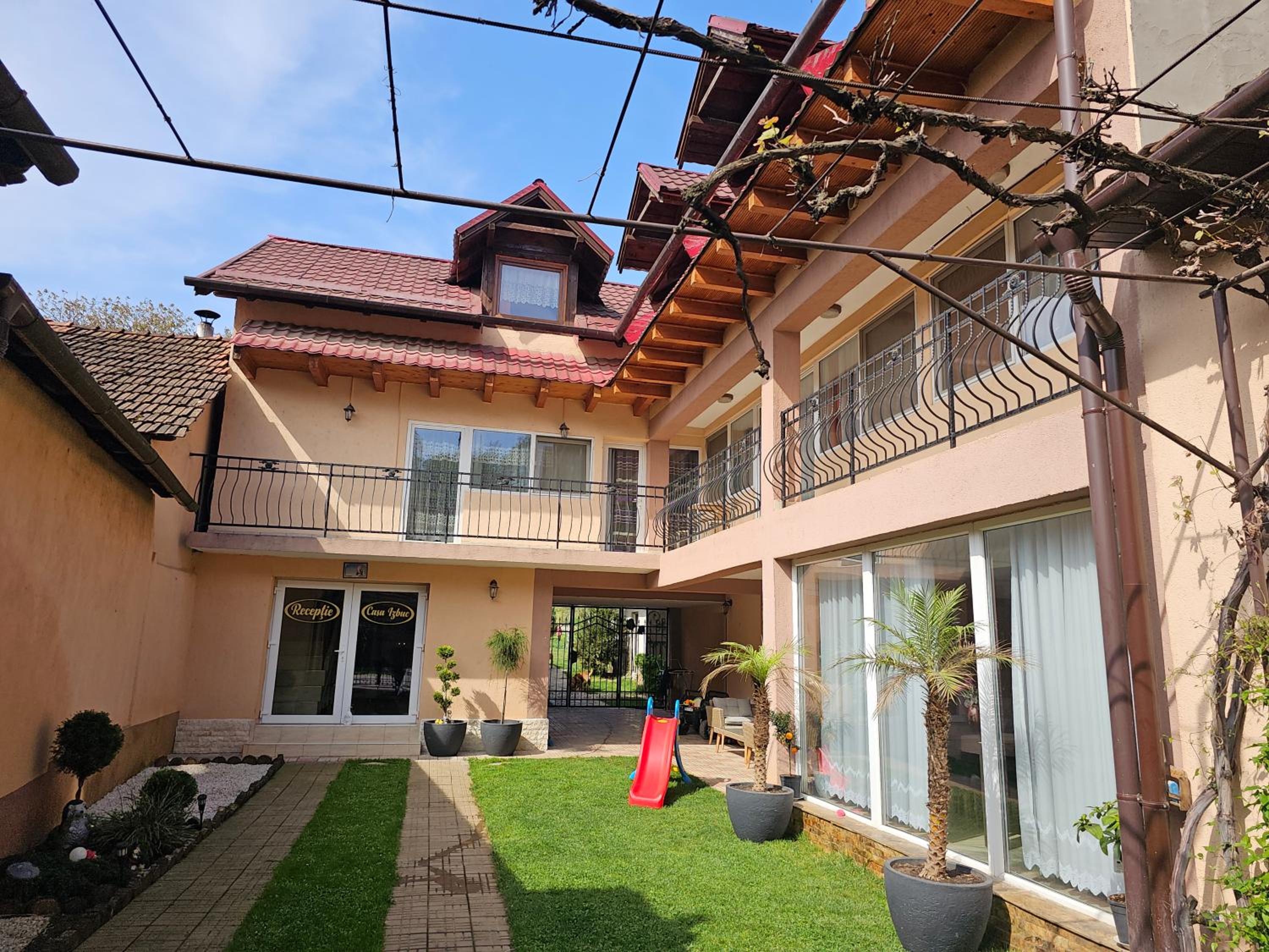 Casa Izbuc