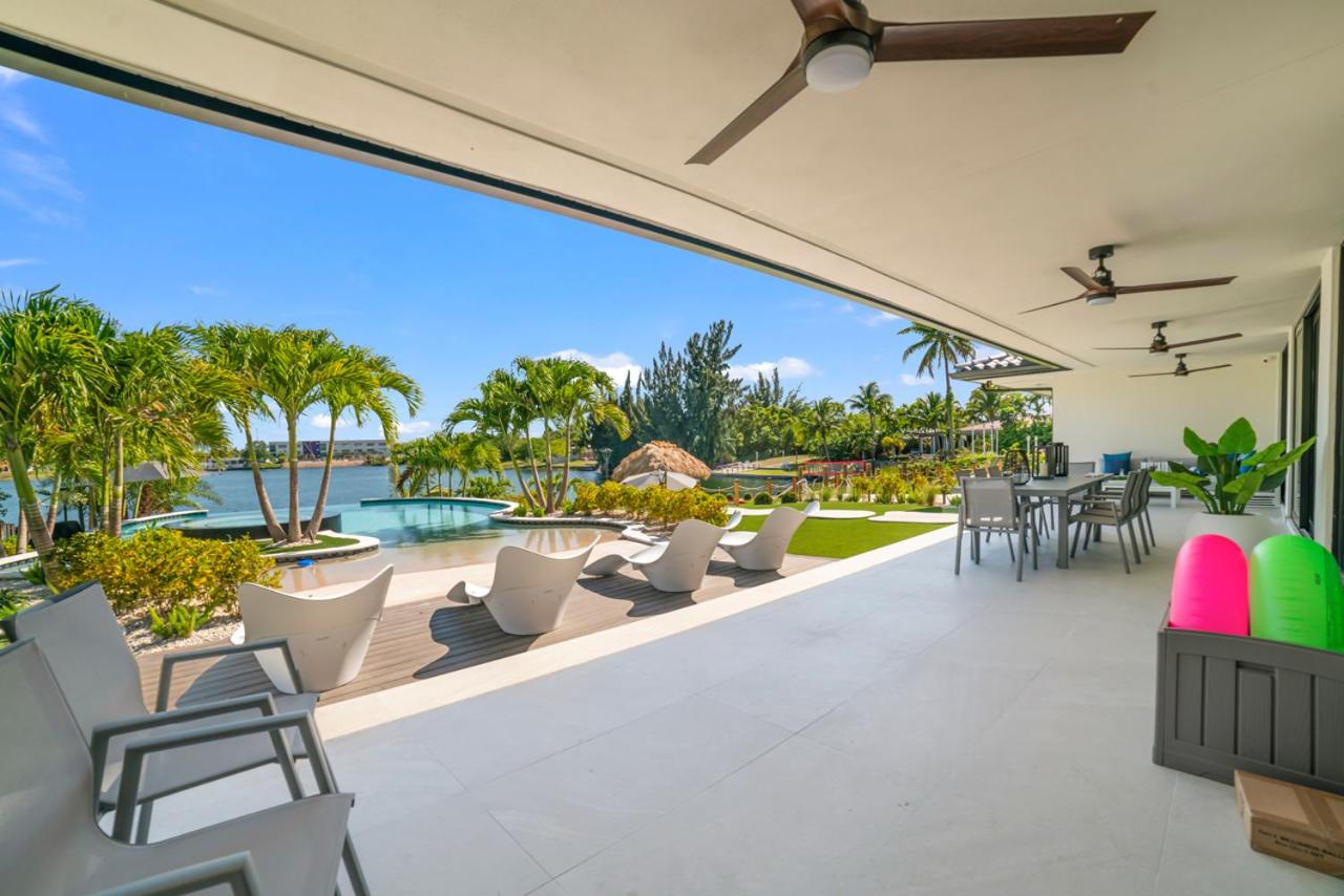 Wonderlake Infinity Pool Resort L66