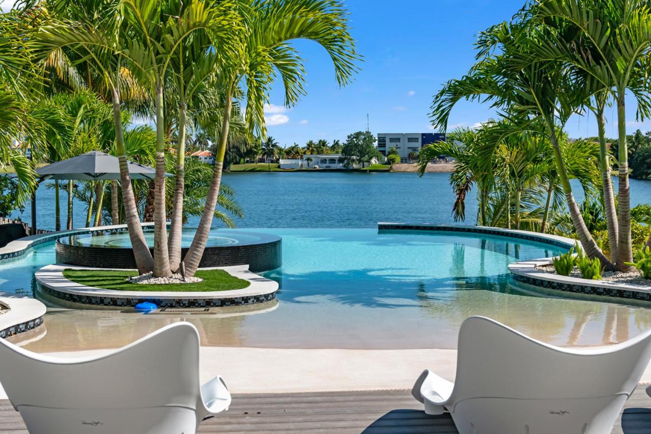 Wonderlake Infinity Pool Resort L66